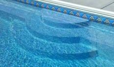 Escalier piscine